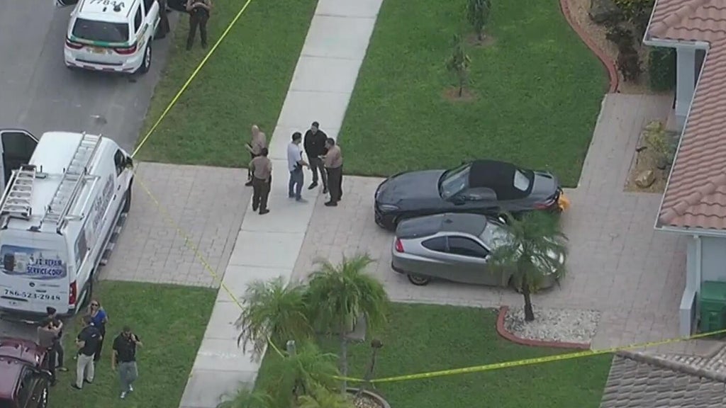 Man dead, woman hospitalized after domestic murder-suicide attempt in southwest Miami-Dade, deputies say — CBS Miami, Winter Garden Health news