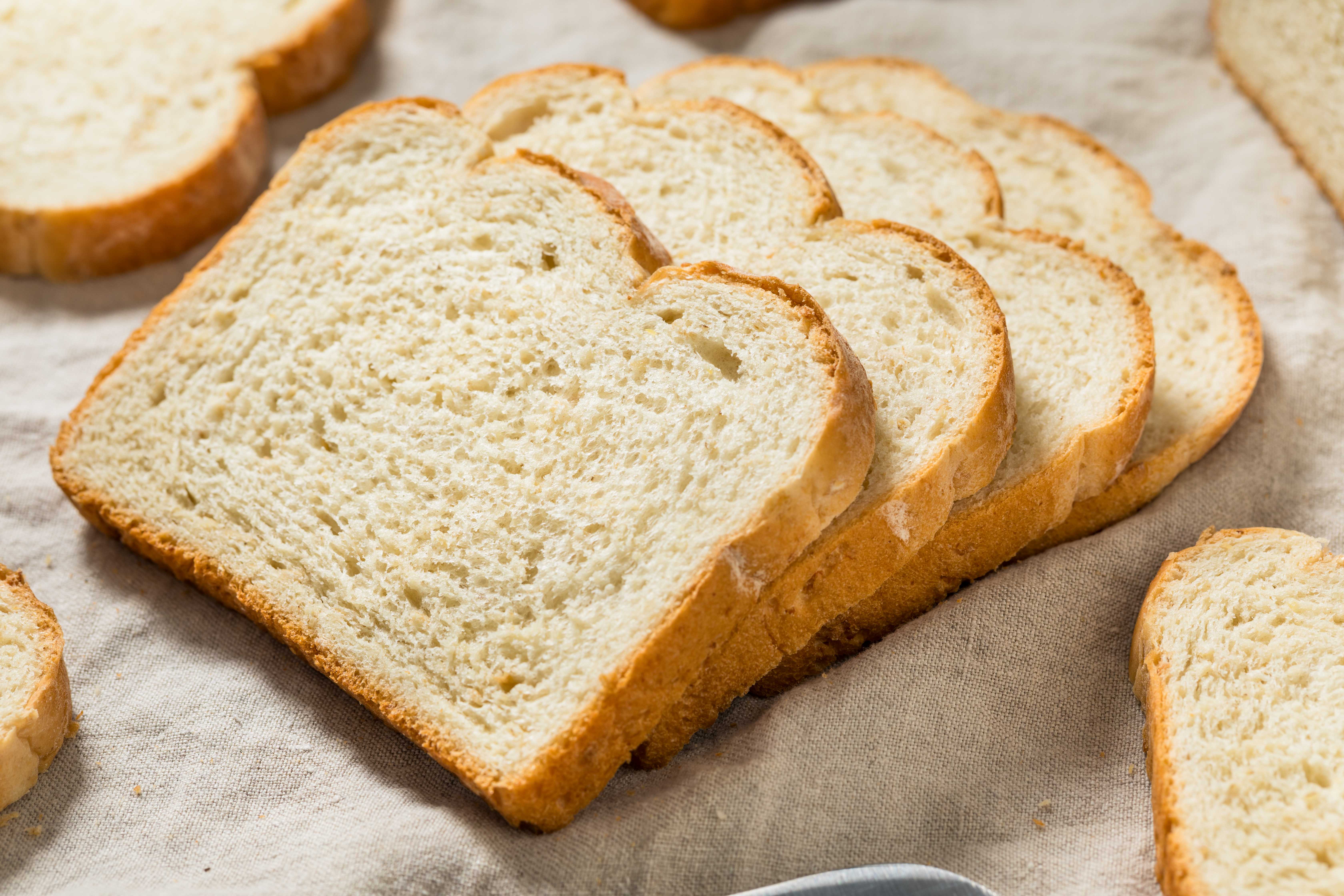 Found a moldy slice of bread? Here’s whether it’s safe to keep the loaf — WESH 2 Orlando, Winter Garden Business news