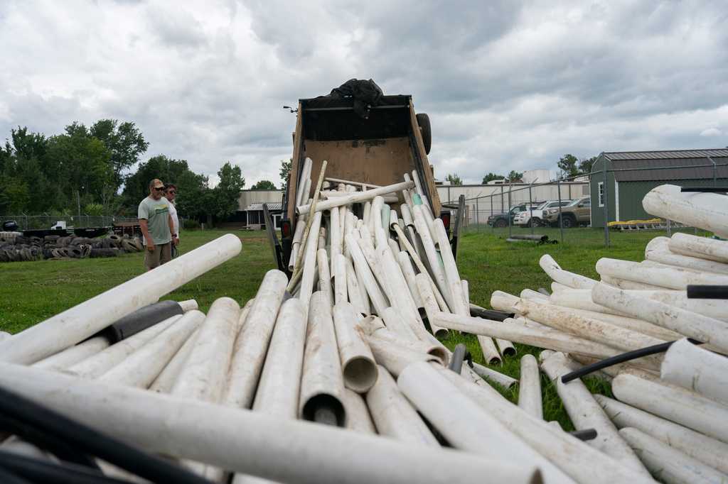Two years after Hurricane Helene, rivers in North Carolina still are littered with debris — WESH 2 Orlando