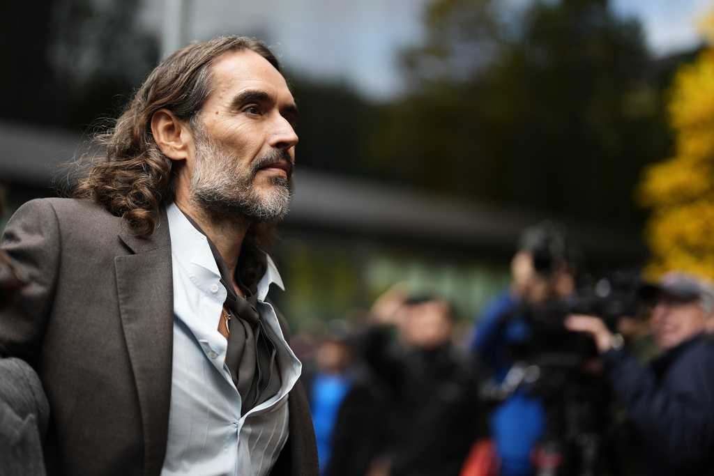Russell Brand denies all charges as he takes the stand at his rape and sex assault trial — Winter Garden Community news