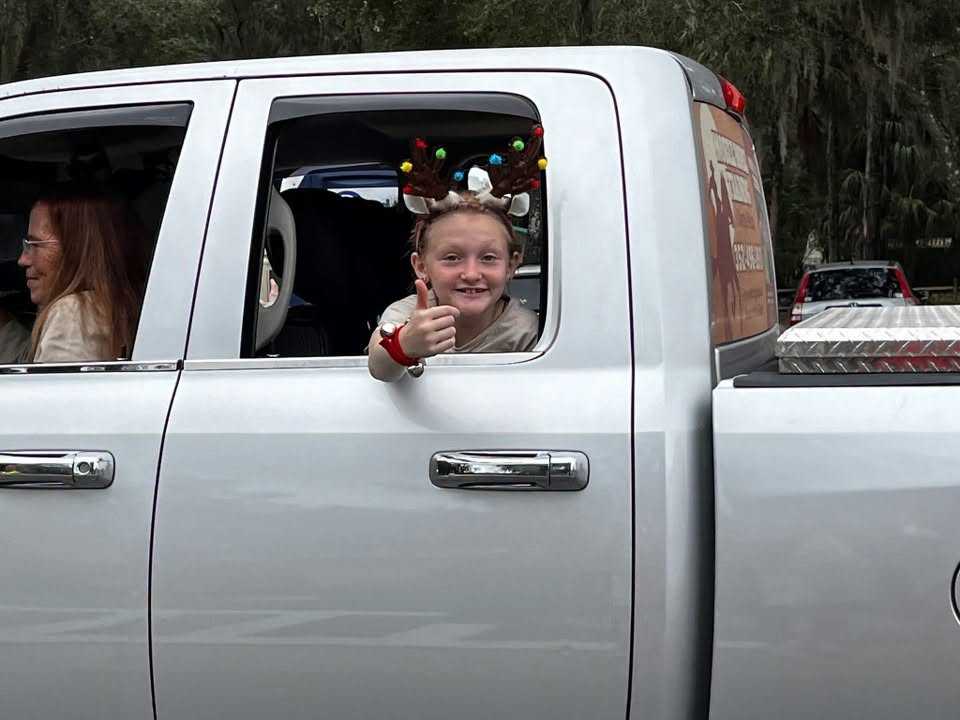 Lady Lake Christmas parade saved by local sponsor after budget concerns — WESH 2 Orlando