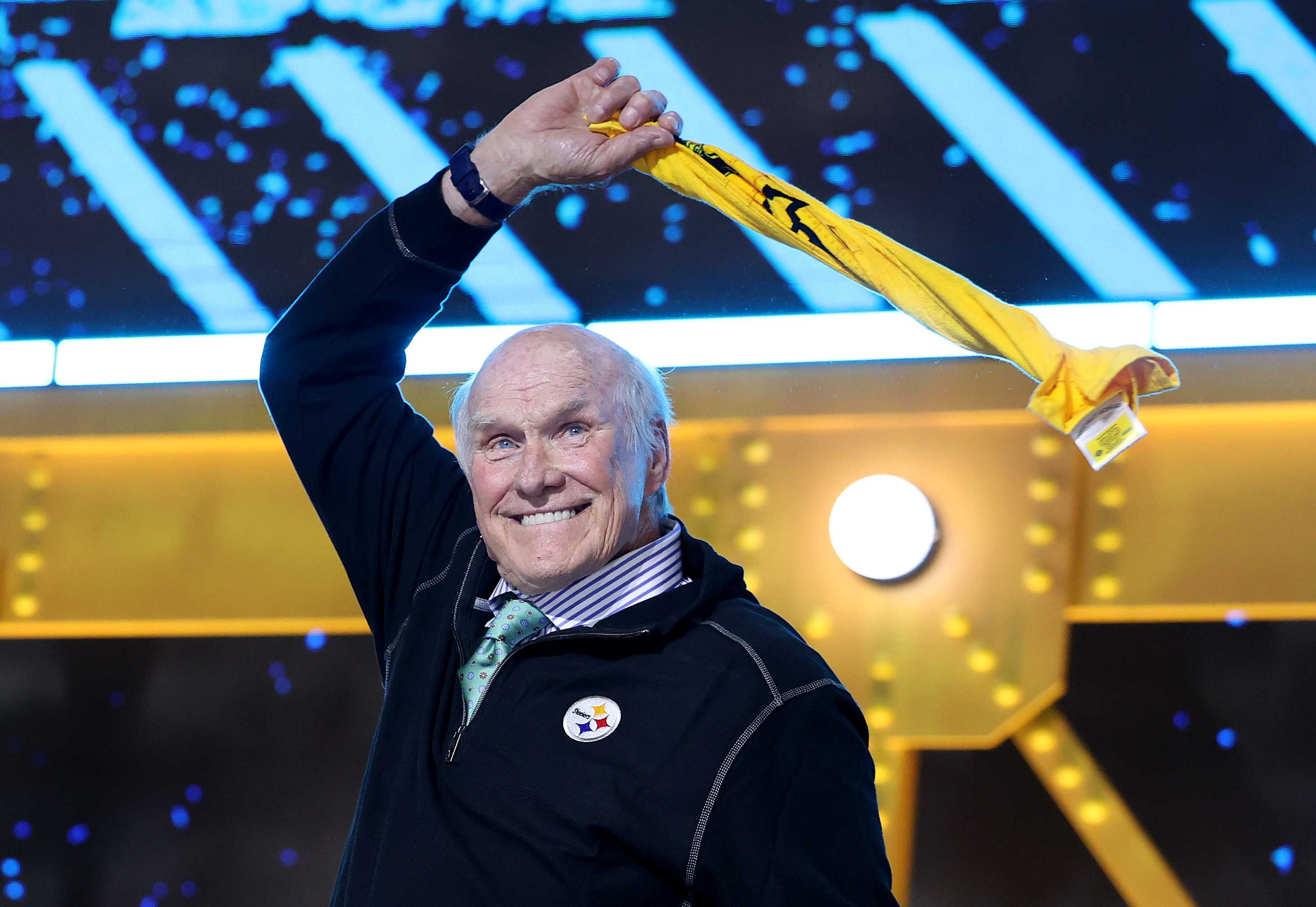 Terry Bradshaw gives health update, says he's nearing retirement from broadcasting — WESH 2 Orlando, Winter Garden Health news