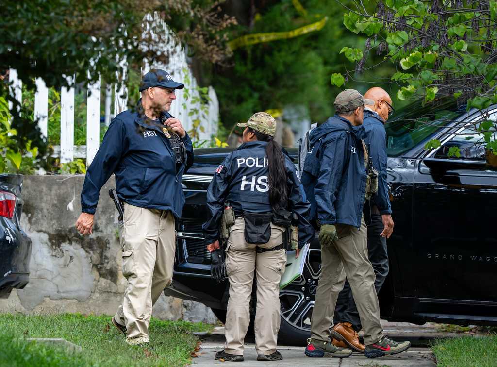 Rep. Ilhan Omar's attorneys demand return of property seized in federal search of her home — WESH 2 Orlando, Winter Garden Real Estate news
