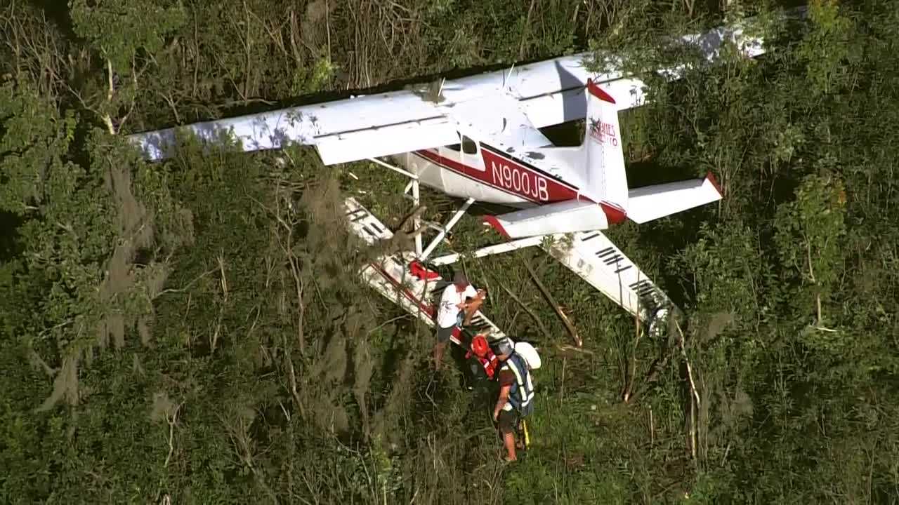 3 rescued after seaplane goes down in Lake County | Chopper 2 video: — WESH 2 Orlando, Winter Garden Community news
