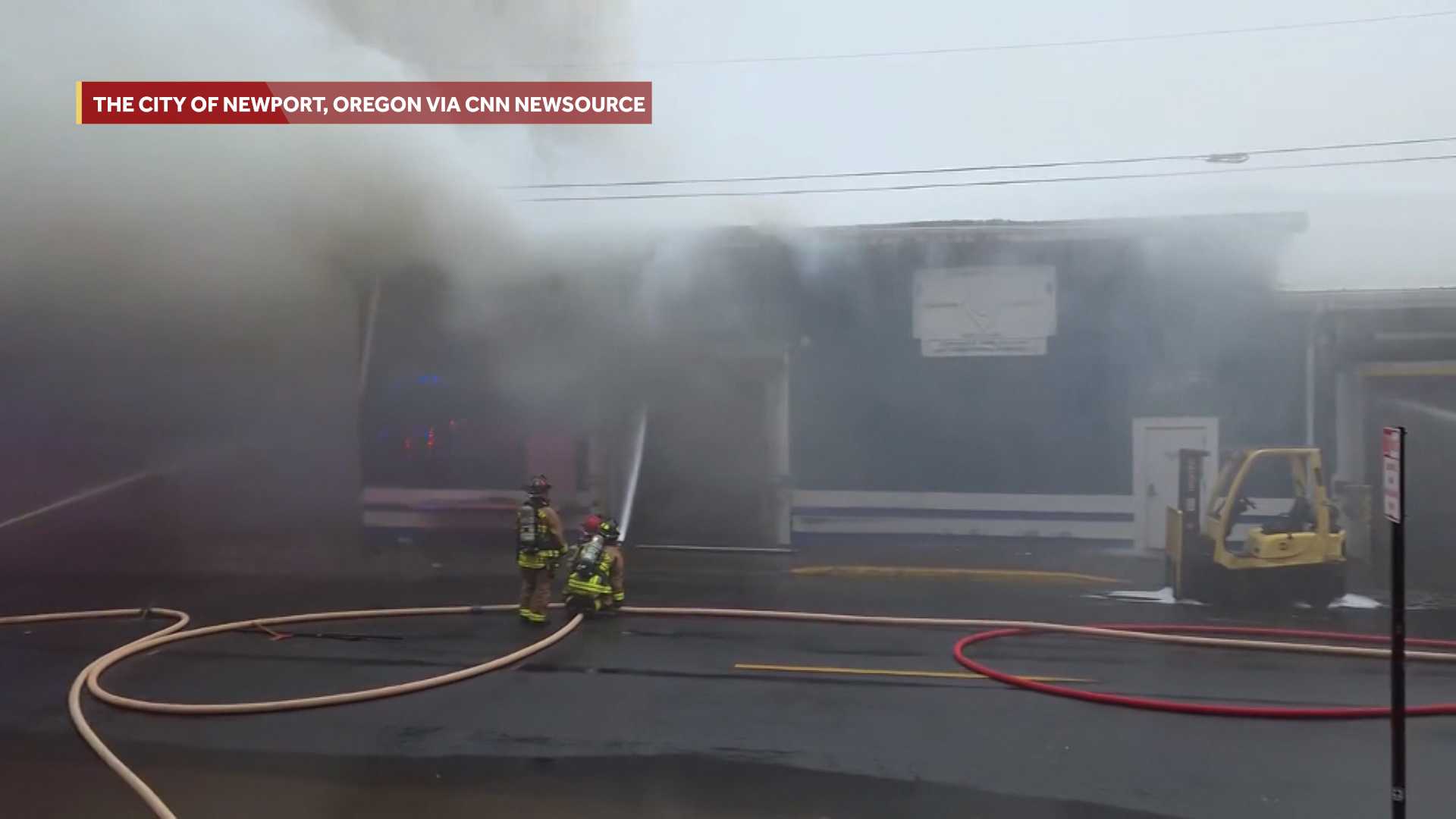 Possible ammonia contamination prompts evacuations after Oregon seafood plant fire, officials say β WESH 2 Orlando, Winter Garden Schools news